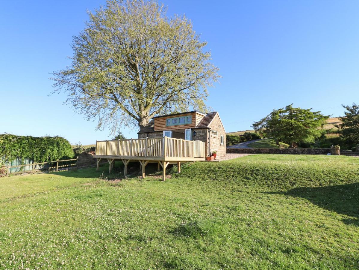 Cuckoo Nest Villa Chesterfield Exterior photo